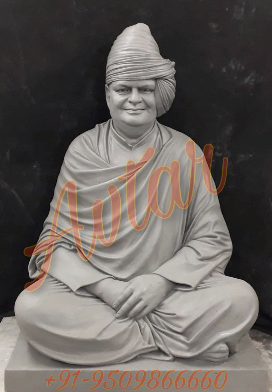 Sitting Guruji Statue Clay Modal